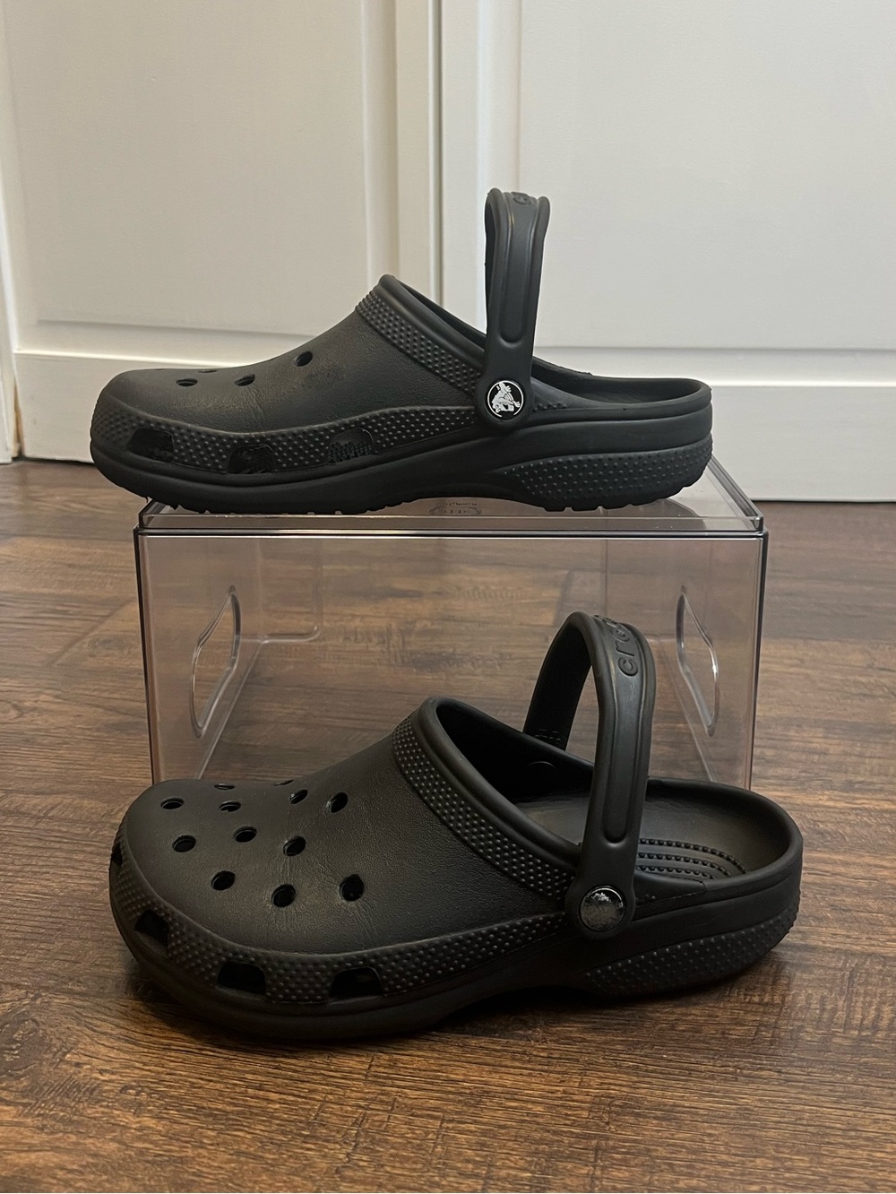 CROCS Kids Classic Clog in Black Size J6